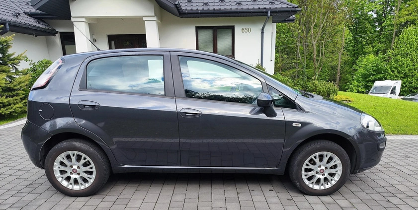 Fiat Punto Evo cena 17200 przebieg: 141000, rok produkcji 2012 z Płock małe 137